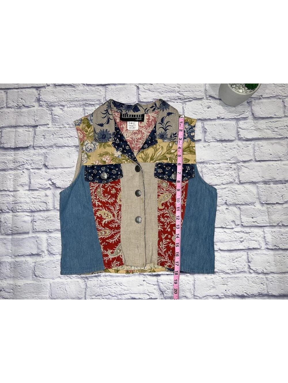 Vintage vest  Signature by Jerell Size Small - Picture 6 of 8
